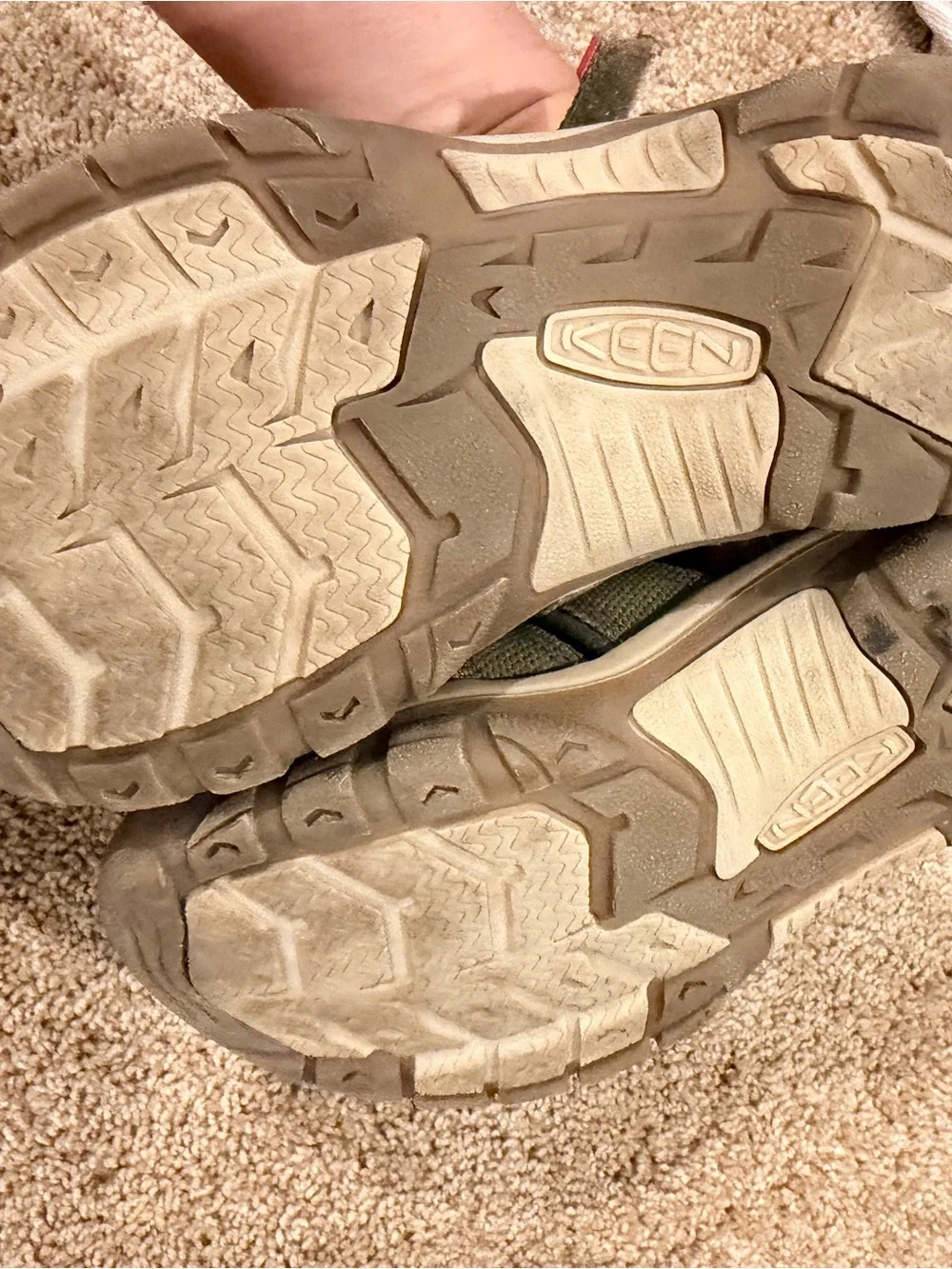 Keen barely worn